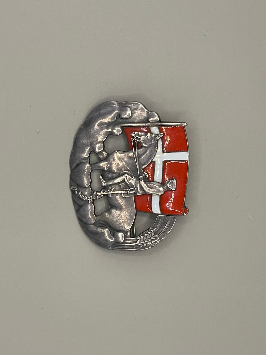 “The Riding King” Reunion Brooch - designed by Erik Magnussen