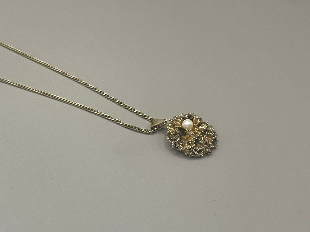 Gold-plated Flora Danica necklace